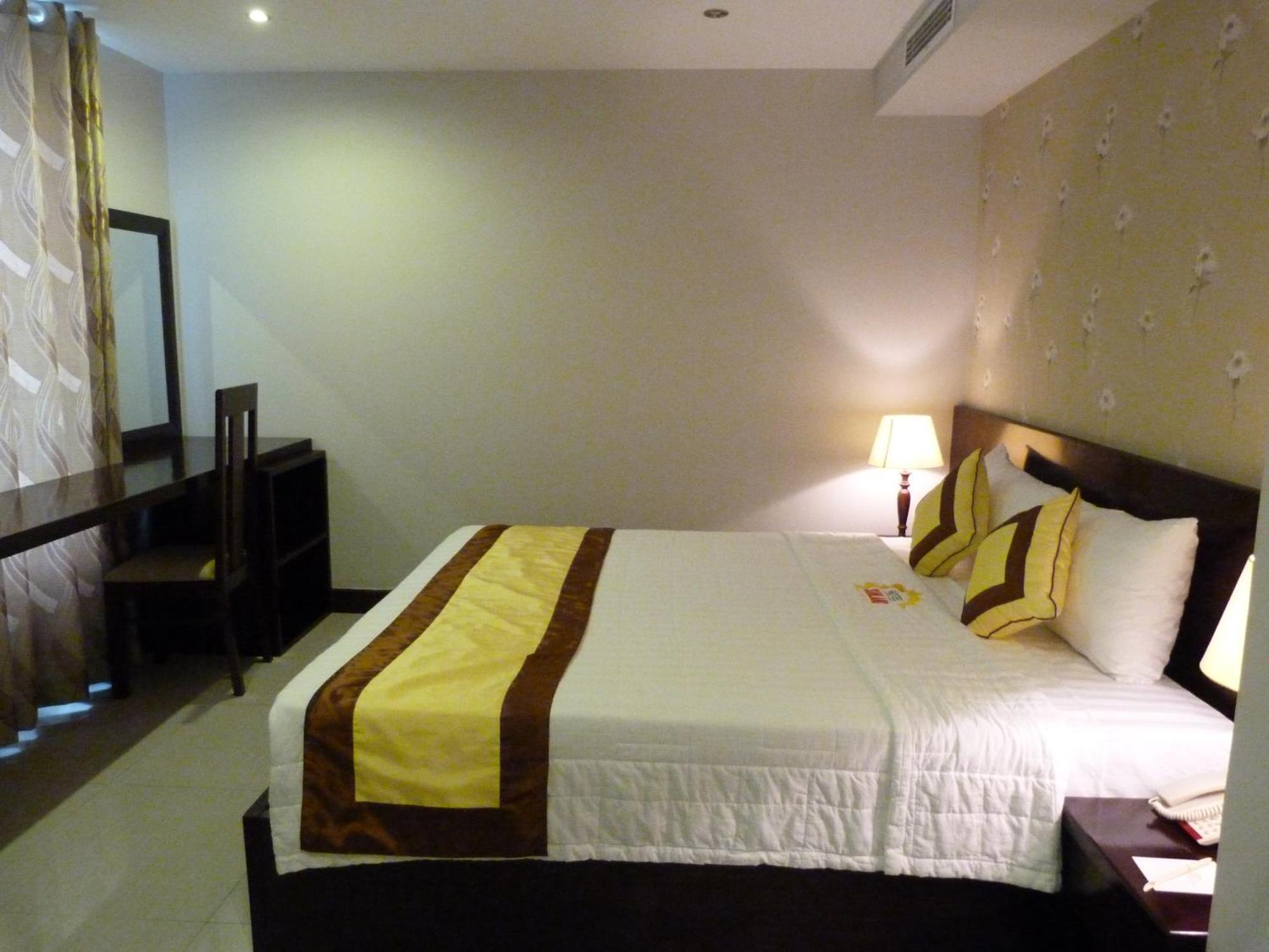 Sunland Riverside 3*
